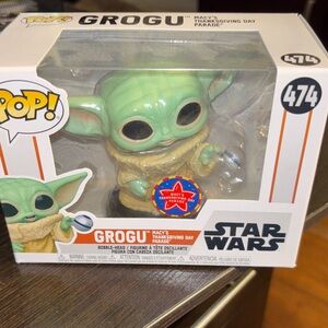 Funko Pop! Grogu Macy's Parade Figure - Green and Cream